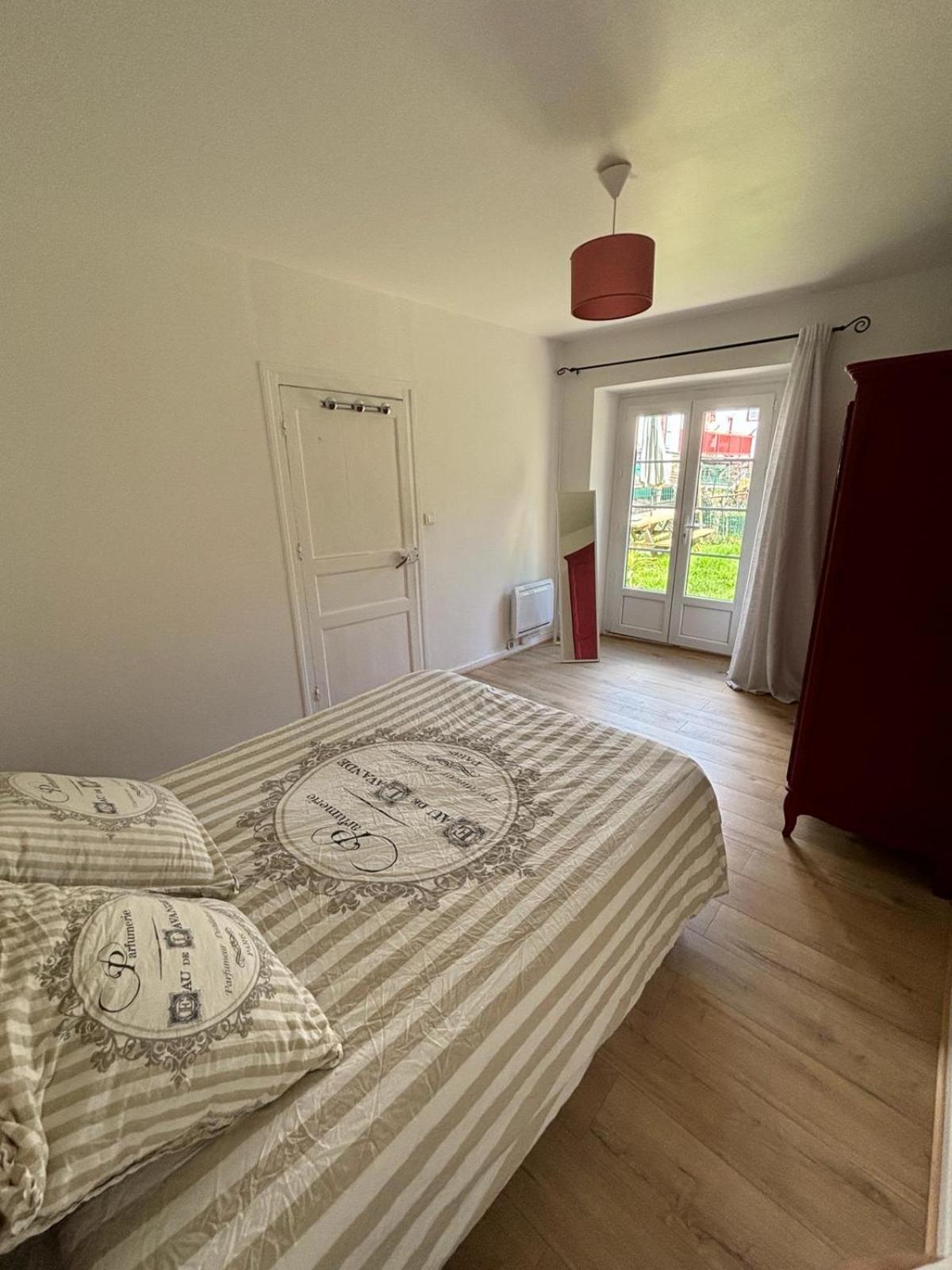 Maison Au Coeur De La Rue Pietonne แซงต์-ฌอง-ปี-เดอ-ปอร์ ภายนอก รูปภาพ
